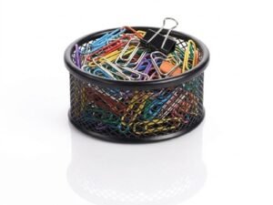 حافظة شكالات ودبابيس معدن